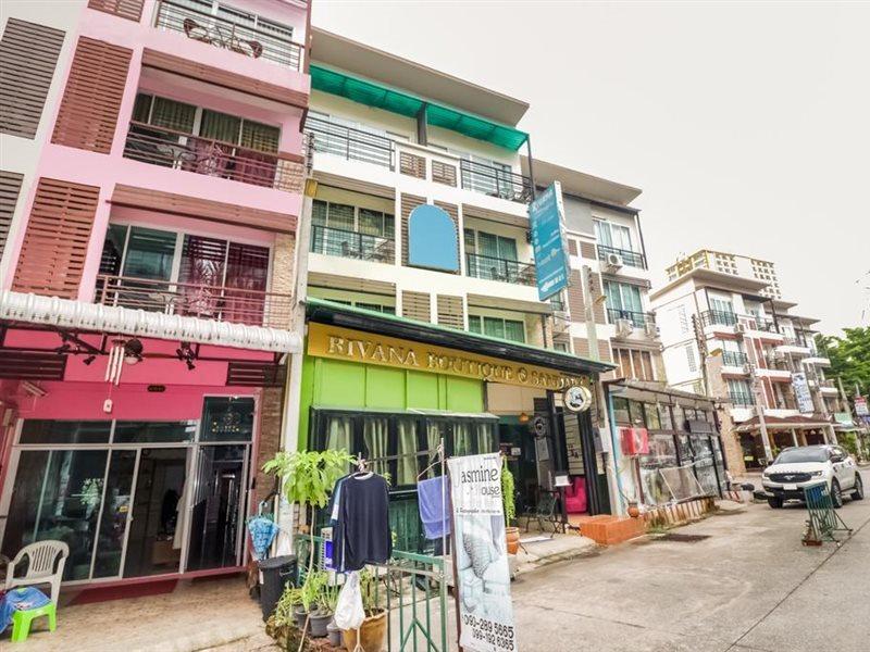 Oyo 146 Rivana Boutique By Sandara Pattaya Zewnętrze zdjęcie