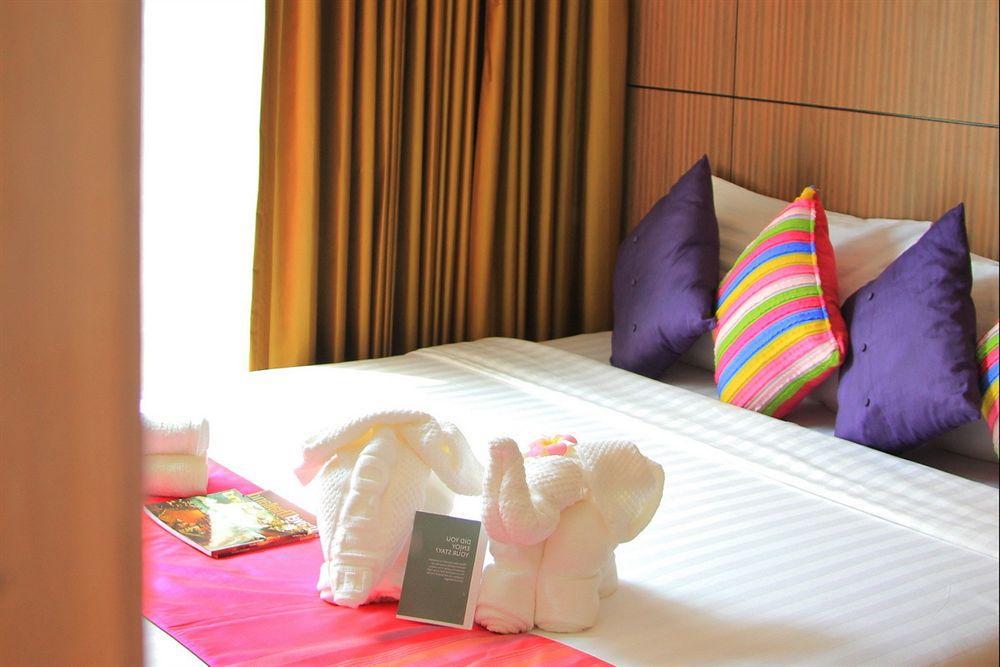 Oyo 146 Rivana Boutique By Sandara Pattaya Zewnętrze zdjęcie