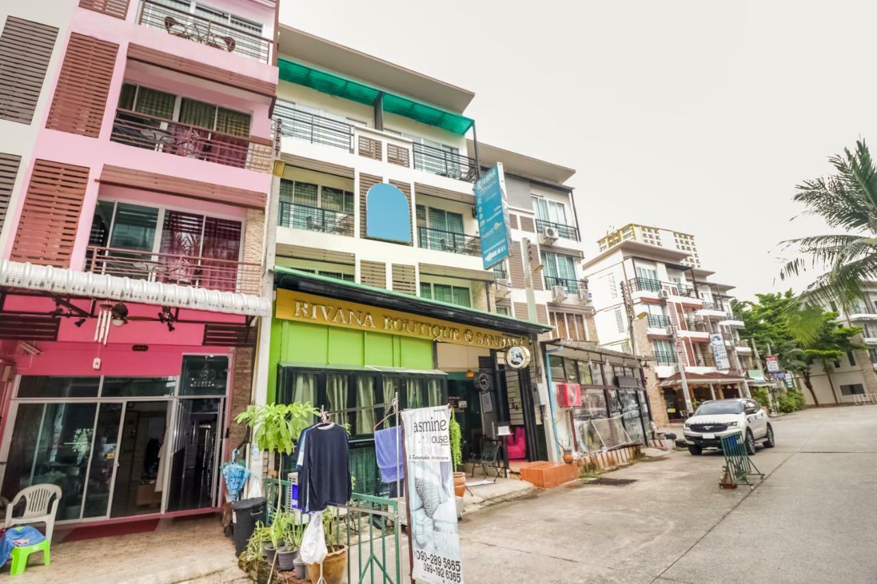Oyo 146 Rivana Boutique By Sandara Pattaya Zewnętrze zdjęcie