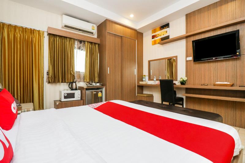 Oyo 146 Rivana Boutique By Sandara Pattaya Zewnętrze zdjęcie